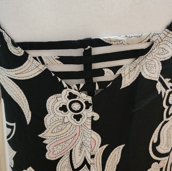 Westport Women's Floral Sleeveless Midi - Picture 8 of 11